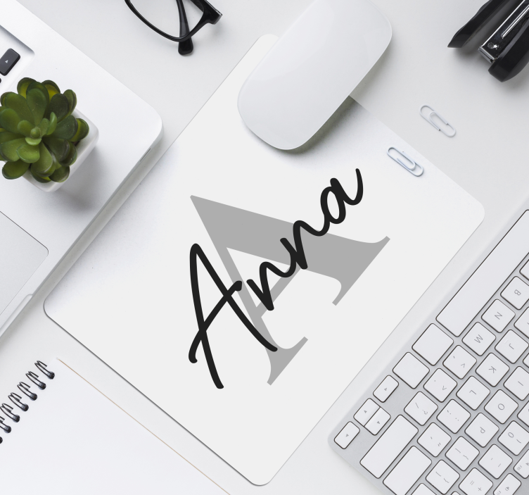 Big initial and name personalised mouse mat - TenStickers