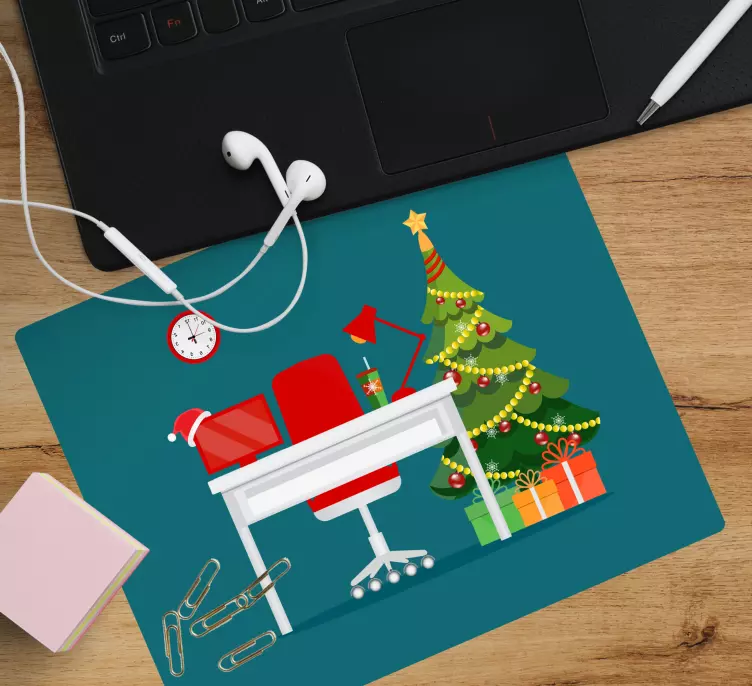 Christmasy office space mousepad - TenStickers