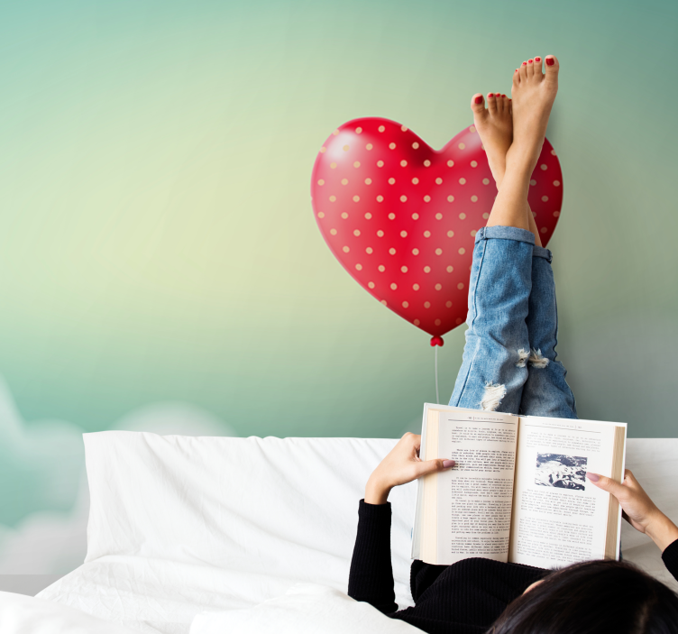 Romantic wall mural heart balloon - TenStickers