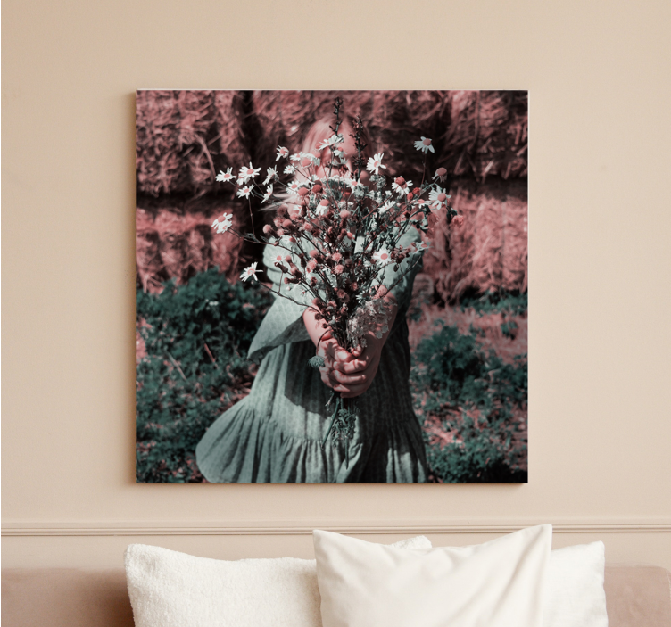 Flowers canvas girl holding blooms - TenStickers