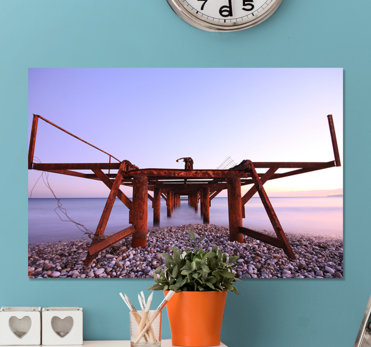 Rusted pier perspective landscape canvas - TenStickers
