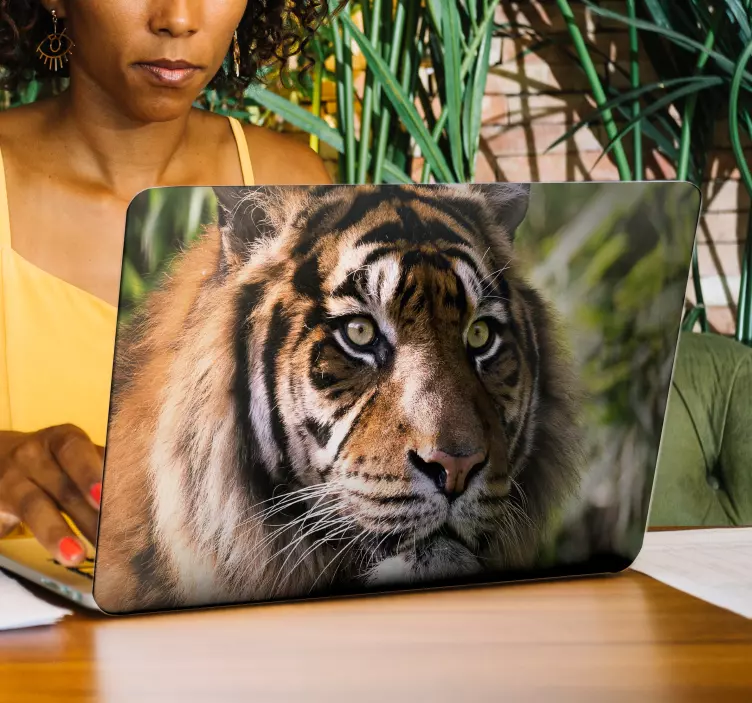 Tiger Laptop Sticker - TenStickers