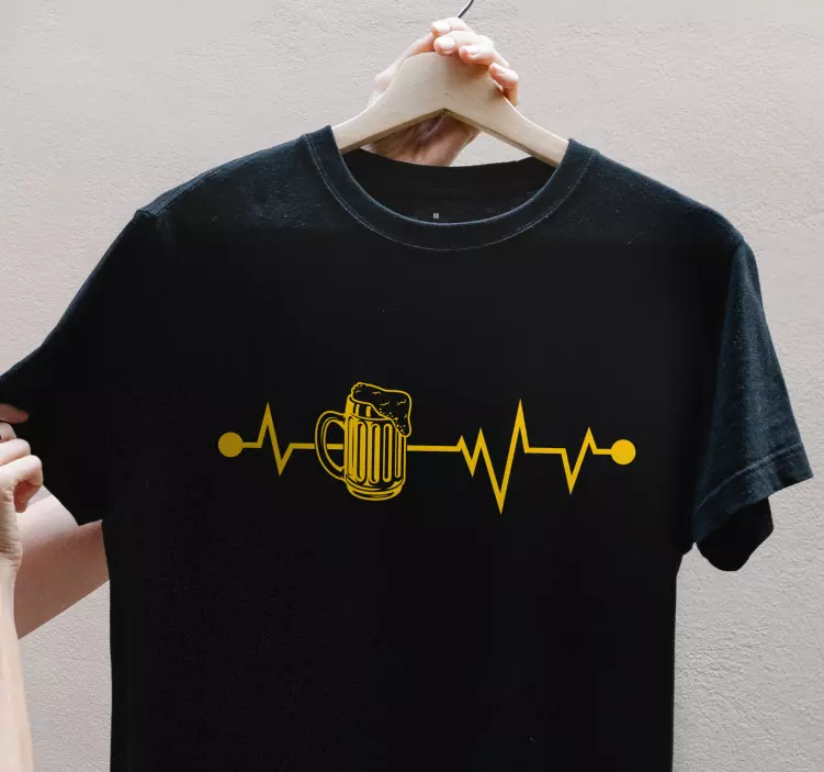 Heartbeat beer mug t-shirt - TenStickers