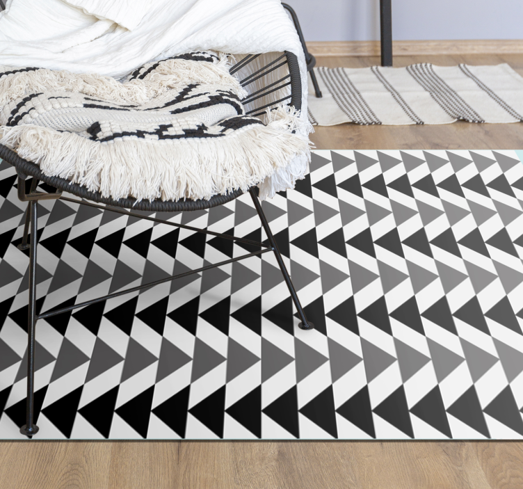 Grey triangular pattern geometric vinyl rug - TenStickers