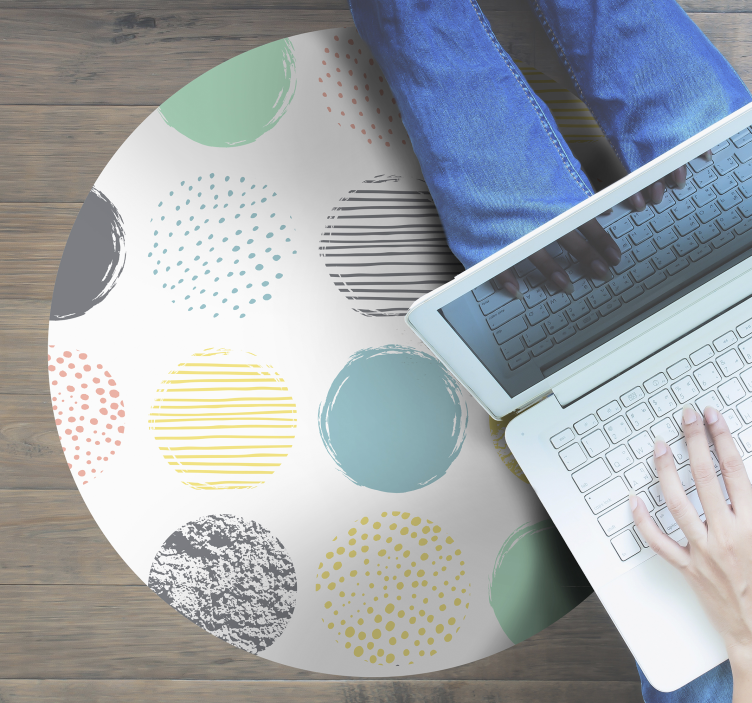 Round vinyl rug dots in pastel tones - TenStickers