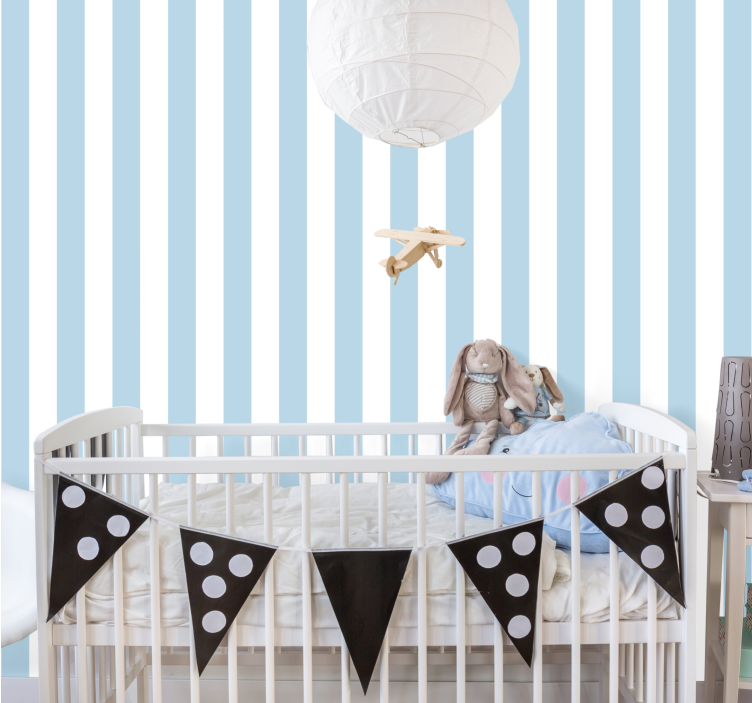 Lined Nursery wallpaper vertically striped - TenStickers